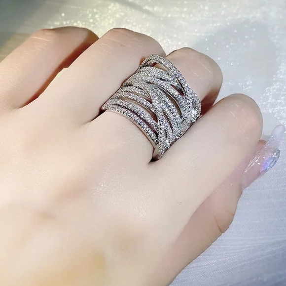 Jewelry - Sterling silver diamond ring
